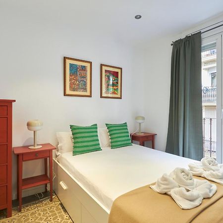64 Apartment In A Typical Barcelona'S Old Building Eksteriør bilde