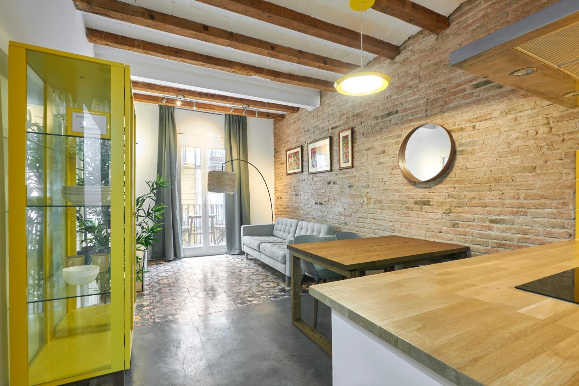 64 Apartment In A Typical Barcelona'S Old Building Eksteriør bilde